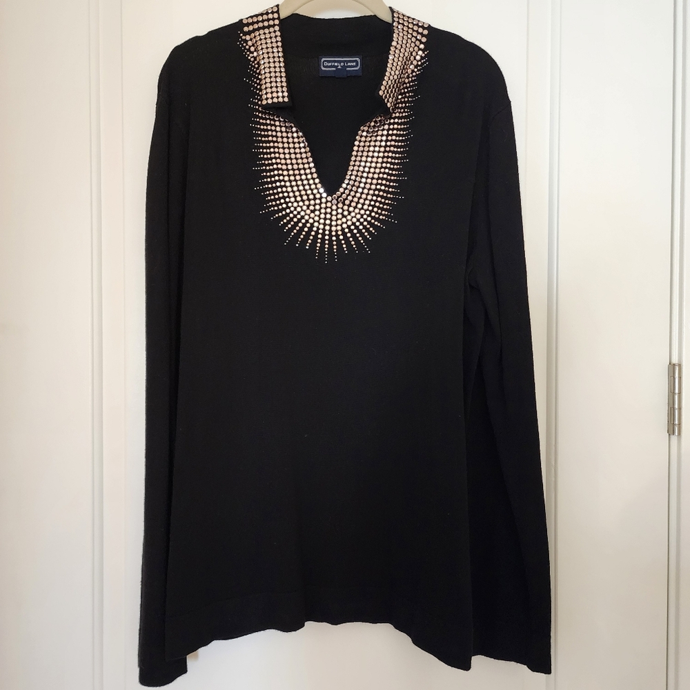 Duffield Lane Black Top with Gold Accents